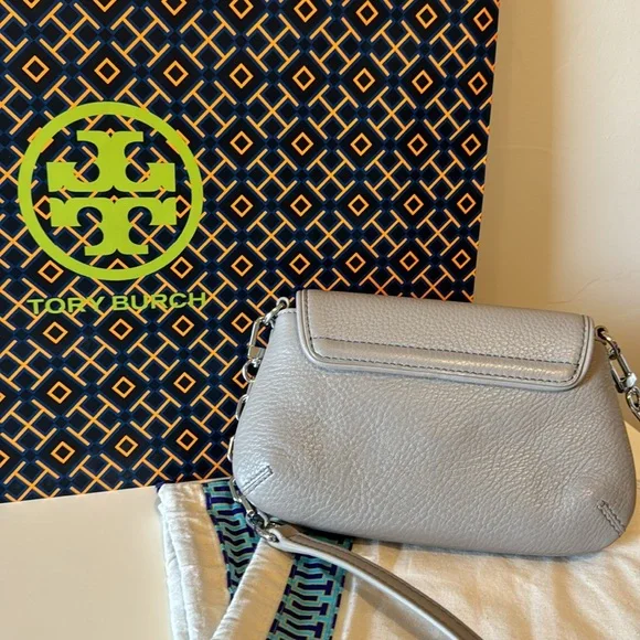 Tory Burch✨ Mini Bag - Picture 3 of 9